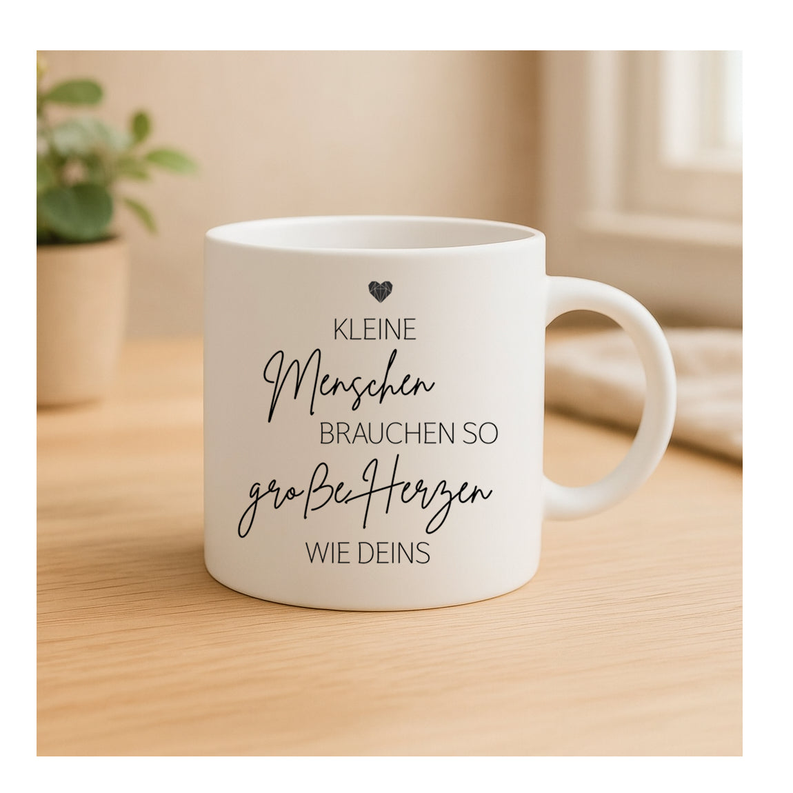 Matte Keramiktasse mit Spruch „Kleine Herzen brauchen so große Herzen wie Deins“ – Geschenk für Mama, Erzieherin oder Herzensmenschen