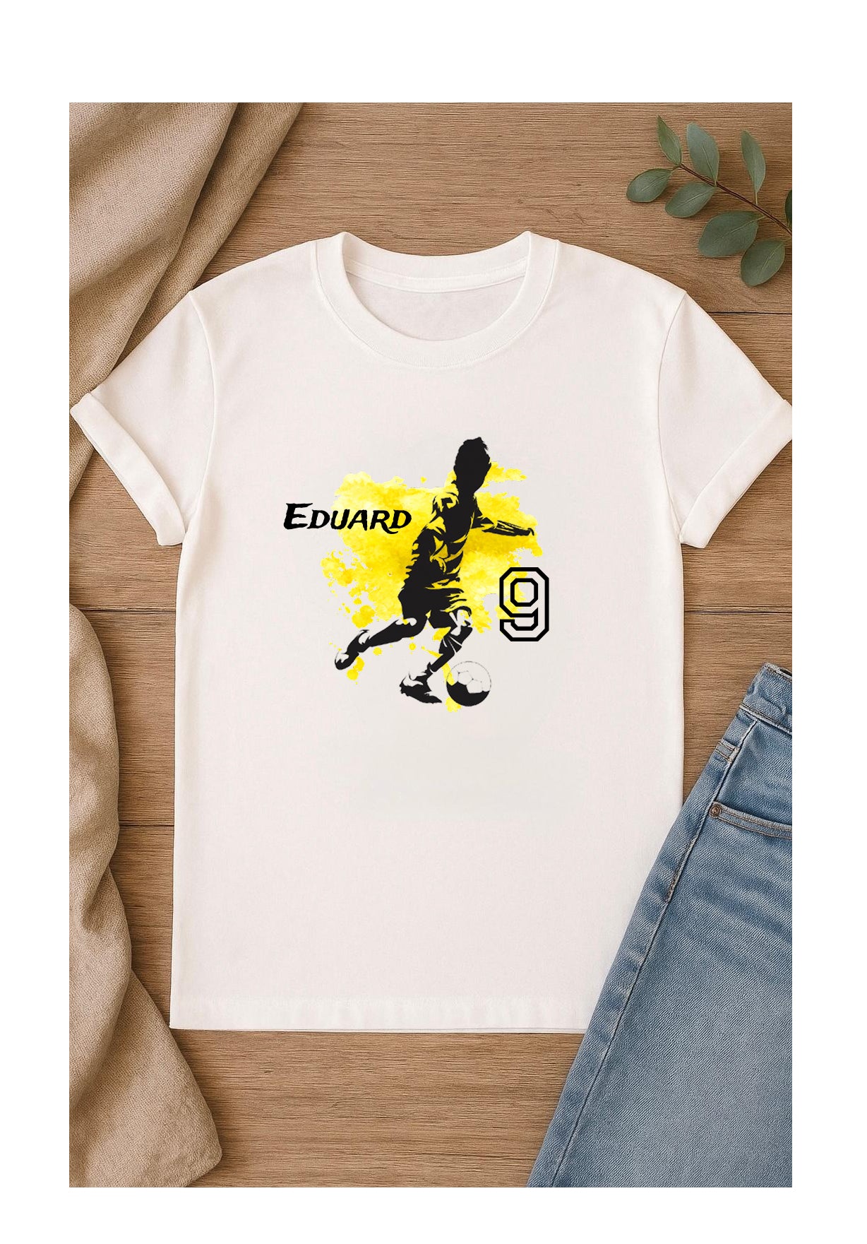 Personalisiertes DTF Bügelbild Fußballer mit Name und Alter – Bügeltransfer