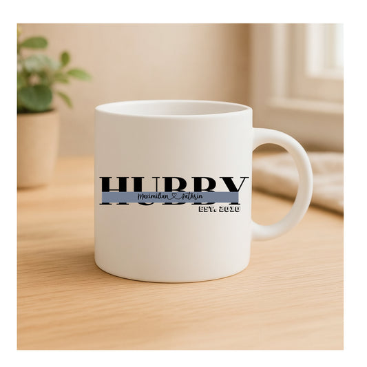 Personalisierte Hubby Tasse mit Name und Hochzeitsjahr – modernes Design, Geschenk für Ehemann zur Hochzeit oder zum Jahrestag