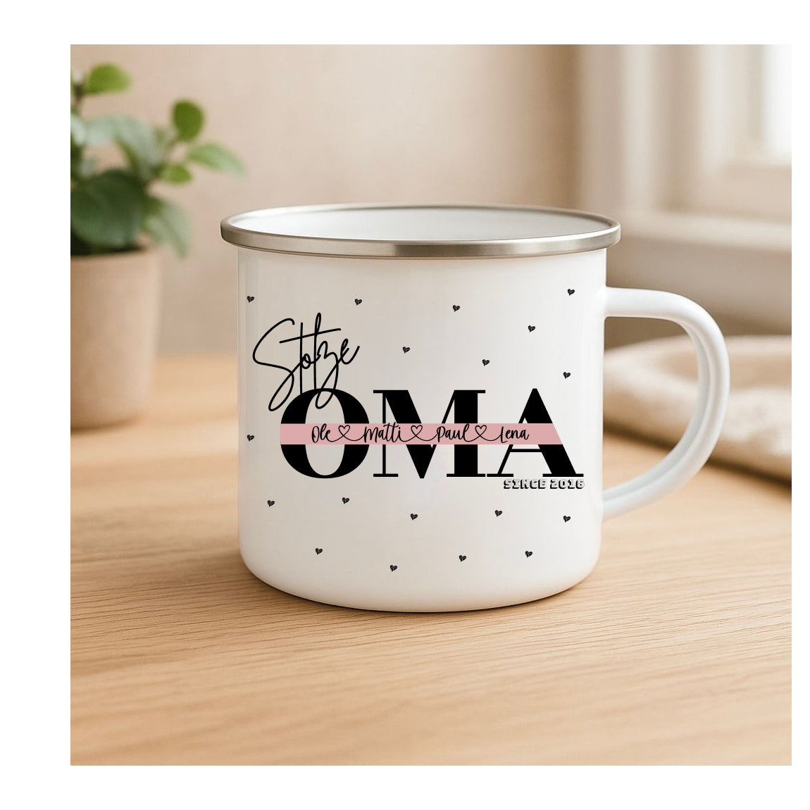 Personalisierte Emailletasse ‚Stolze OMA‘ mit Kindernamen und Geburtsjahr – liebevolles Geschenk für Omas